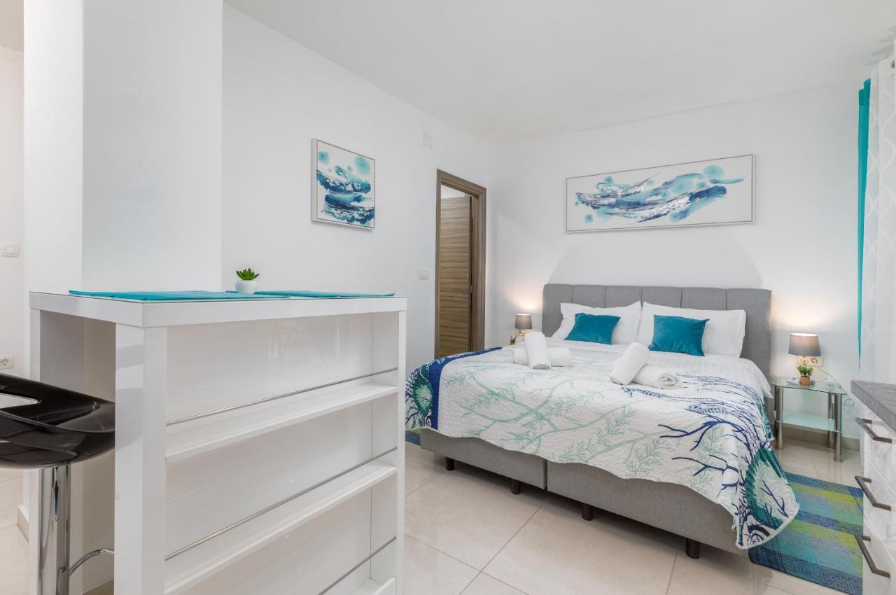 Marine Lux Apartments Pula Zewnętrze zdjęcie