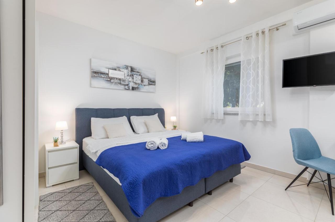 Marine Lux Apartments Pula Zewnętrze zdjęcie