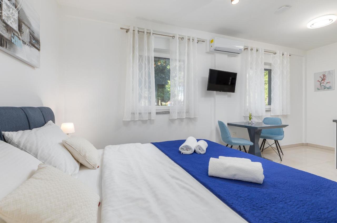 Marine Lux Apartments Pula Zewnętrze zdjęcie