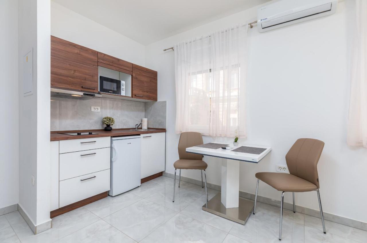 Marine Lux Apartments Pula Zewnętrze zdjęcie